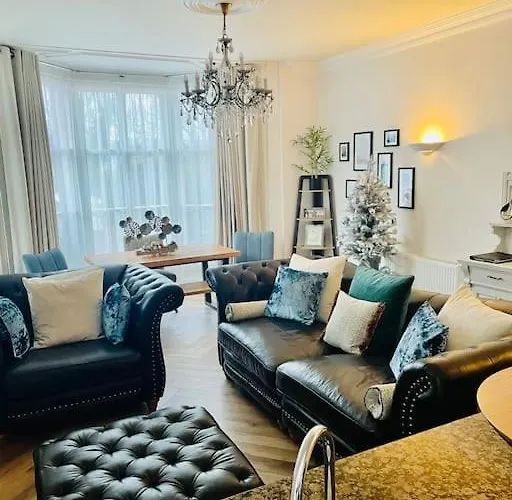 Whitehall, Thomas Turnbull Flat 3 Beautiful In Georgian House 아파트 *